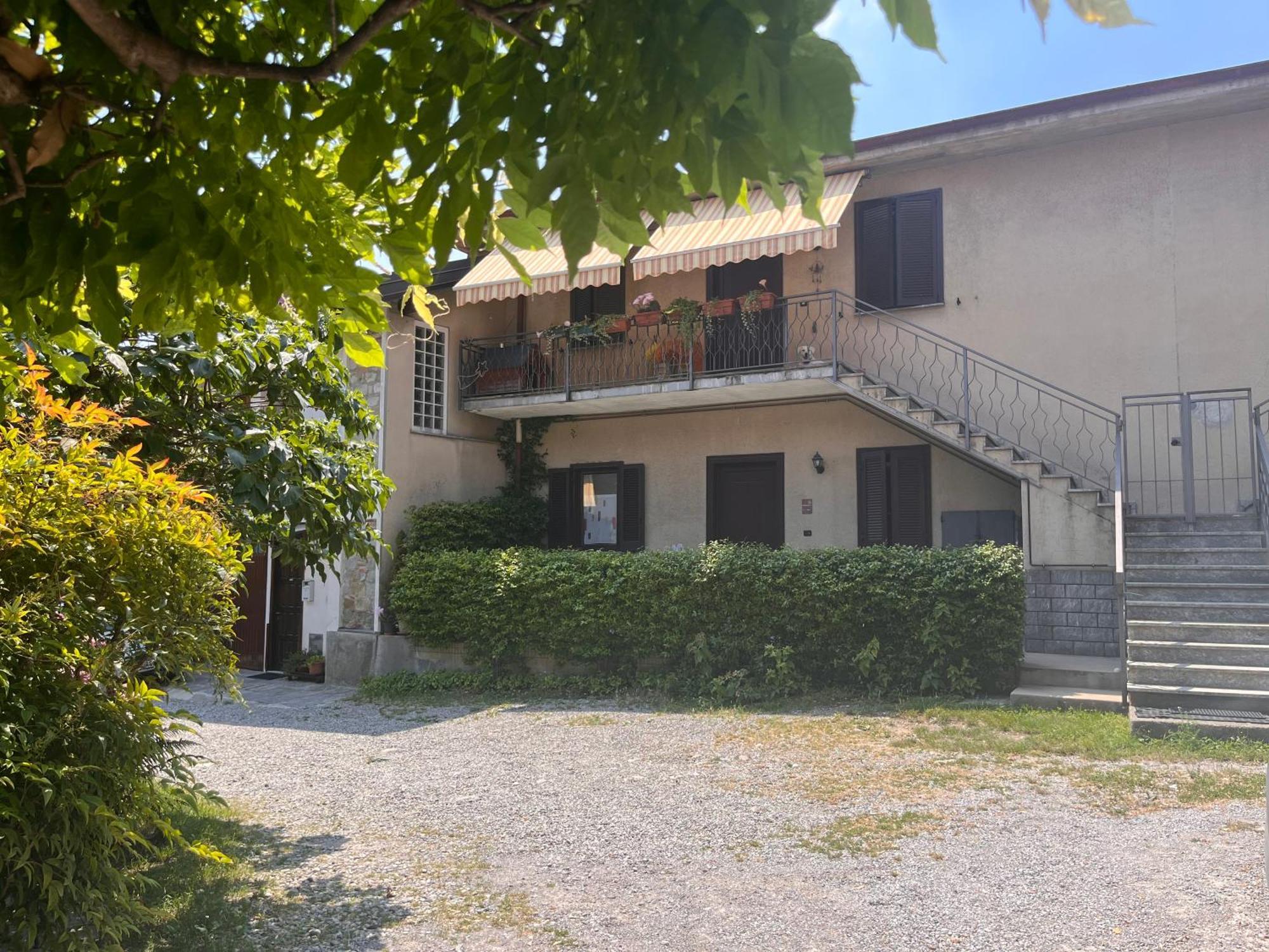 Il Cortile Como Single & Double Room In Apartment No Hotel Bagian luar foto